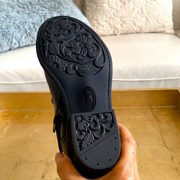 NWOT EuroSoft by Sofft Anyse black winter super comfortable booties!! - Picture 5 of 6